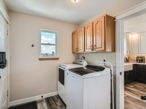 8286 Sun Country Dr, Elizabeth CO 80107-9354 exterior