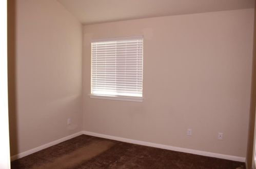 328 Nottingham Loop, Uhland TX  78640-2501 exterior