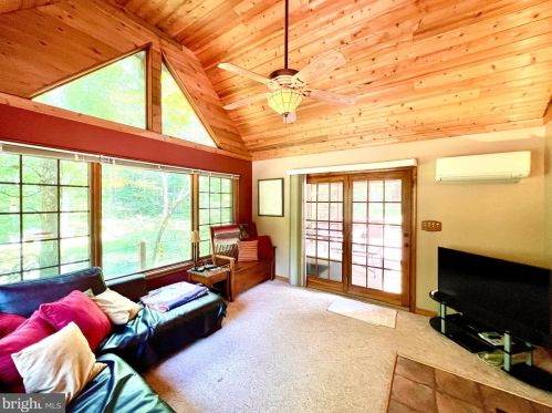 189 Lyle House Rd, Mathias WV  26812 exterior