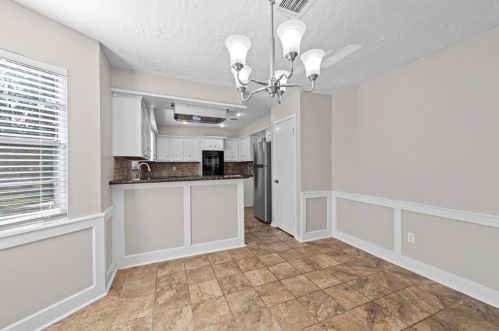 543 Cane River Ln, Conroe TX  77302-3101 exterior