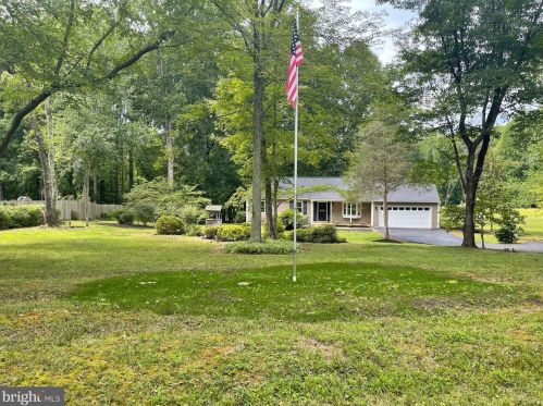 14676 Alps Dr, Woodbridge VA  22193-3322 exterior