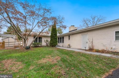 6105 Jerrys Dr, Columbia, MD 21044-3824