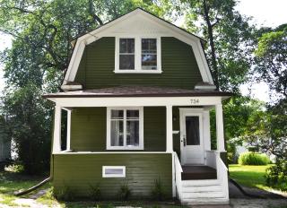 734 1st St, Fargo ND  58102-1107 exterior