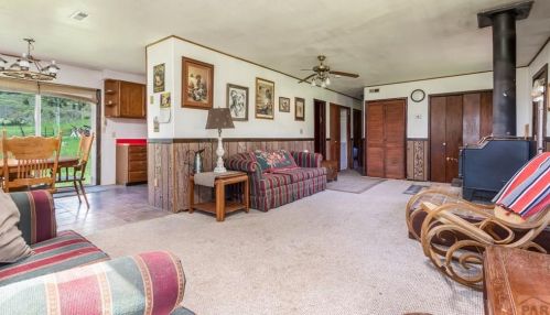 8336 Old San Isabel Rd, Greenwood CO 81069-8605 exterior