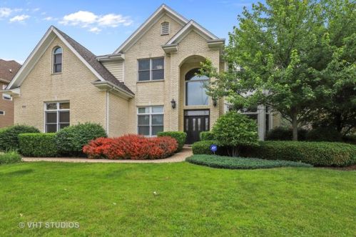 968 Danielson Ct, Gurnee, IL 60031-4108