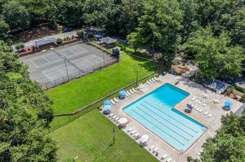 5055 Shore Dr, Conyers GA  30094-4711 exterior