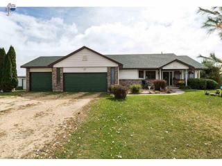 8592 Auburn St, Winnebago, IL 61088-8900