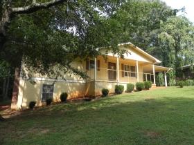 1965 Alton Green Dr, Monroe, GA 30656-7017