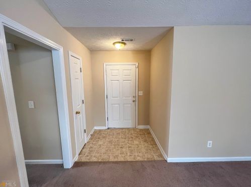 104 Goldleaf Dr, Hampton, GA 30228-3178