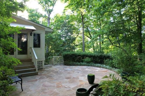 807 Brookhaven Springs Ct, Atlanta GA  30342-3551 exterior