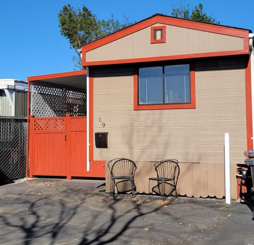 2130 Redwood Hwy, San Rafael, CA 94904-2427