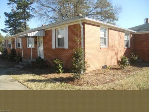 1836 Villa Dr, Greensboro, NC 27403-1257