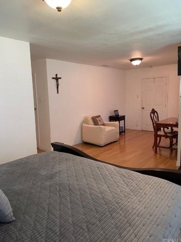 1426 Beacon Ave, Anaheim CA  92802-1718 exterior