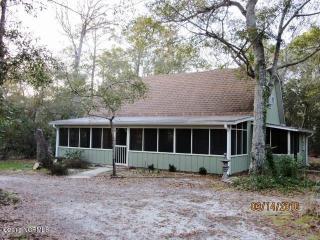 546 Roxboro St, Sunset Harbor, NC 28422-7850