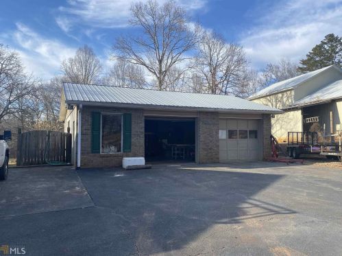 88 Ts Dr, Cleveland, GA 30528-5934
