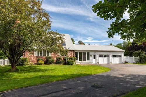 190 County Farm Cross Rd, Dover NH  03820-6006 exterior