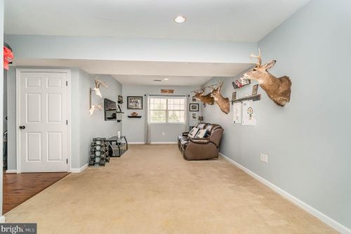 7703 Gnatstown Rd, Hanover PA 17331-6821 exterior