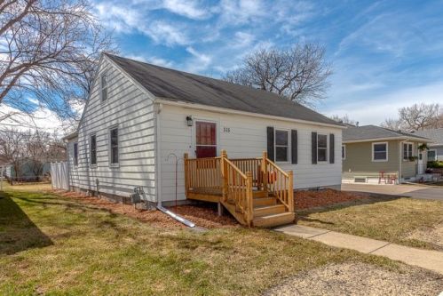 315 Jefferson Ave, Mankato, MN 56003-2225