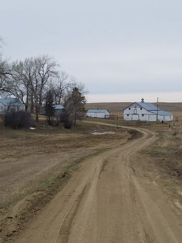 7560 60th St, Bentley, ND 58562-9700