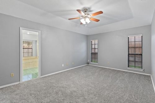 4221 Harvest Pt Dr, Carrollton TX 75010-4124 exterior