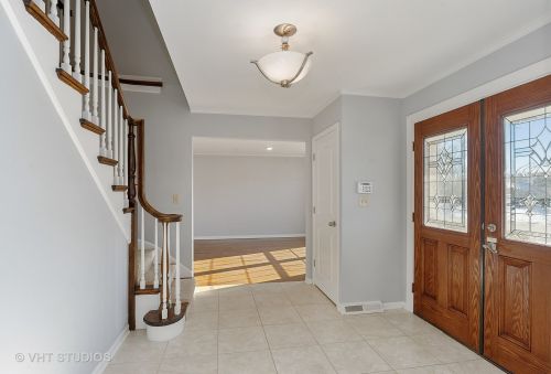 1070 Smt Dr, Bannockburn IL  60015-1879 exterior