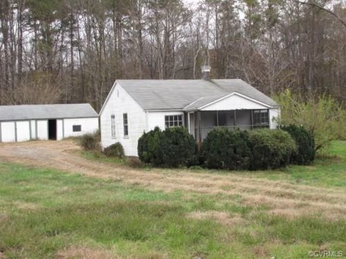 11078 Holly Berry Rd, Ashland, VA 23005-7732