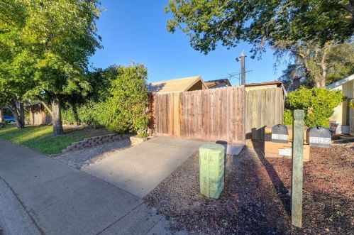 11060 Goller Ct, Rancho Cordova, CA 95670-5219