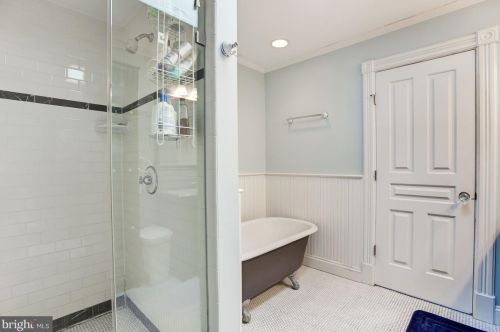 716 Silver Spring Ave, Silver Spring MD 20910-4615 exterior