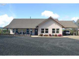 35892 Bain Ln, Walker, OR 97426-9452