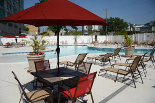 917 Front St, Philadelphia PA  19147-0043 exterior