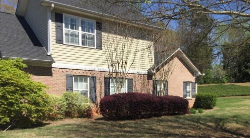 3379 Raes Creek Rd, Marietta, GA 30008-5702