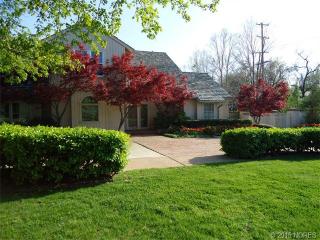 2404 29th St, Tulsa OK  74114-5619 exterior