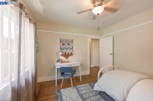 285 Stoakes Ave, San Leandro CA 94577-1735 exterior