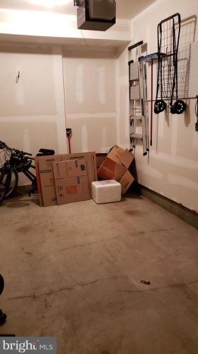 80 Sundance Dr, Trenton NJ 08619-3968 exterior