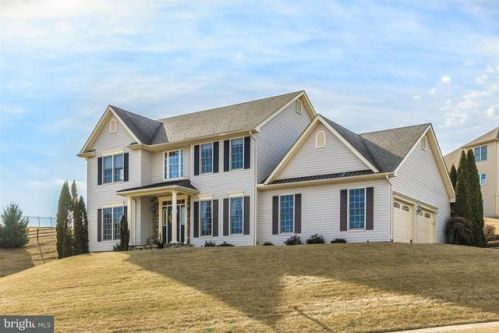 205 Layla Dr, Middletown, MD 21769-7864