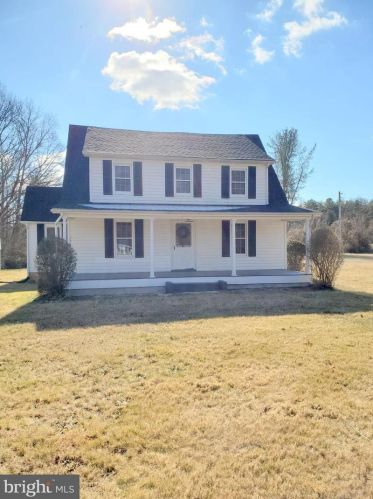 6691 Fredericks Hall Rd, Mineral, VA 23117-4309