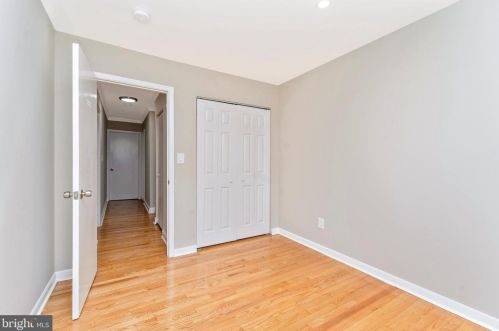 908 Devere Dr, Silver Spring MD 20903-1625 exterior