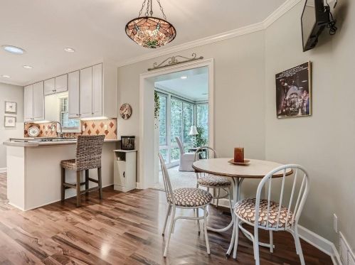 2269 Echo Hl Cir, Atlanta GA  30345-1902 exterior