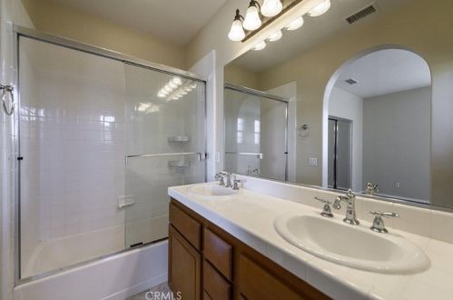15 Tall Oak, Irvine CA  92603-4213 exterior