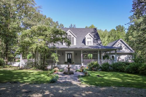 330 Wildwood Ln, Lugoff, SC 29078-9096