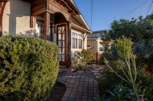 1466 Darwin St, Seaside CA  93955-5017 exterior