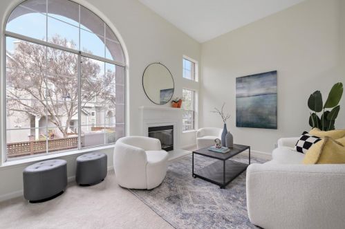 985 Nattinger Way, San Jose, CA 95125-6328