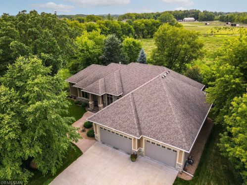 21540 Harvest Hills Dr, Prior Lake, MN 55372-5108