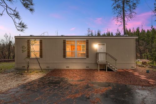 135 Ponderosa Way, Cape Horn, CA 95713-9675
