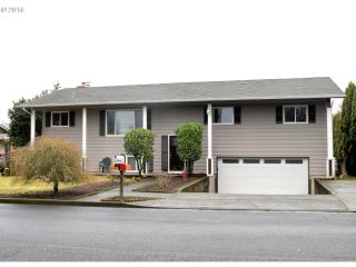 5309 Chateau Dr, Vancouver, WA 98661-2753