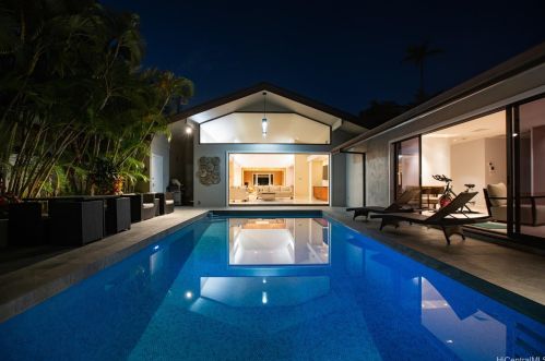 4463 Aukai Ave, Honolulu HI  96816-5209 exterior