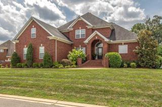 2010 Baskinbrook Ct, Murfreesboro, TN 37130-1857