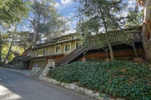 850 Country Club Dr, Burbank, CA 91501-1126