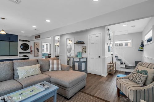 125 Throssell Rd, Lavallette NJ 08735-3230 exterior