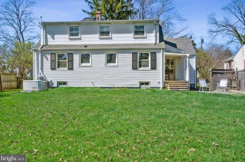 13 Dorann Ave, Princeton NJ  08540-3906 exterior